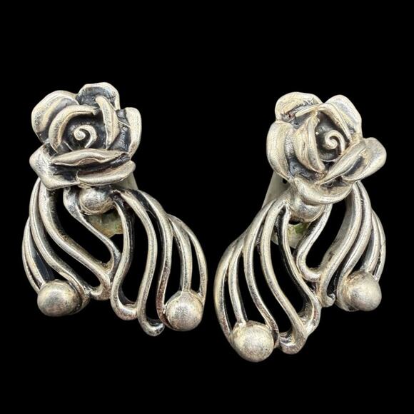 Vintage Jewelry - Vintage Forto? Signed Silver Rose Swirl Clip-On Earrings - Silver 1.5”